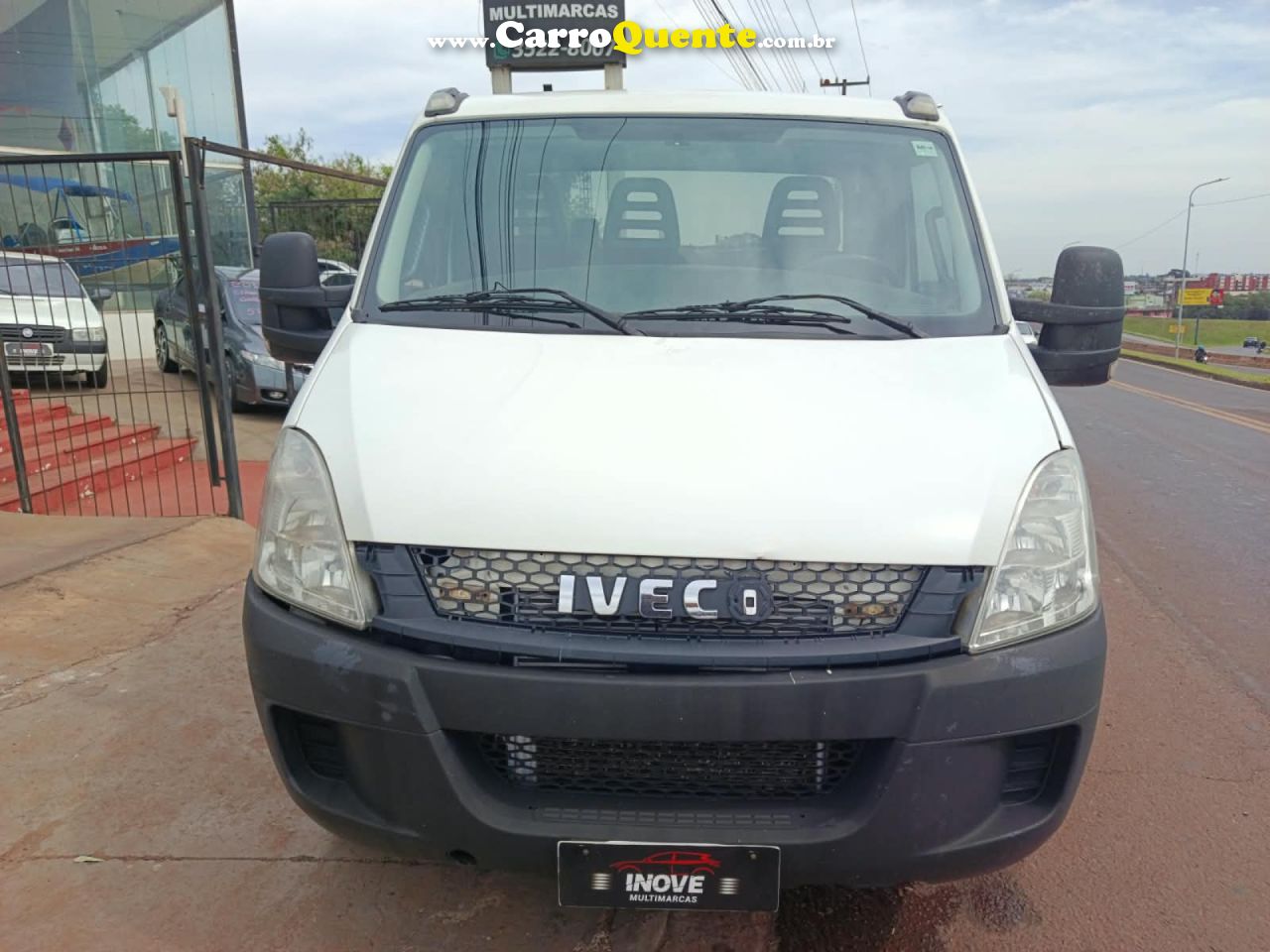 IVECO   DAILY CHASSI 35S14 2P (DIES.)(E5)   BRANCO 2017 147 cv GASOLINA - Loja