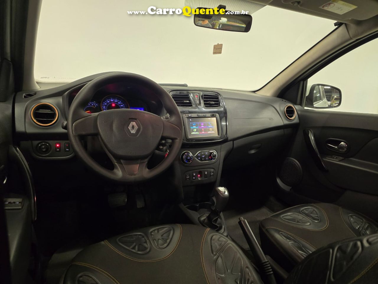 RENAULT   SANDERO STEPWAY EASY R FLEX 1.6 16V 5P   BRANCO 2018 1.6 FLEX - Loja