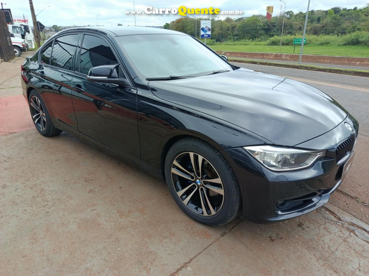 BMW   320IA 2.0 TURBOACTIVEFLEX 16VGP  4P   PRETO 2015 2.0 GASOLINA - Loja