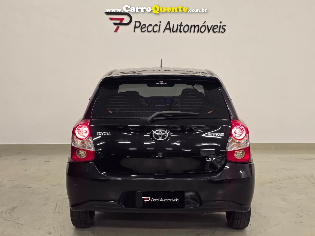 TOYOTA   ETIOS X 1.3 FLEX 16V 5P MEC.   PRETO 2018 1.3 FLEX - Loja