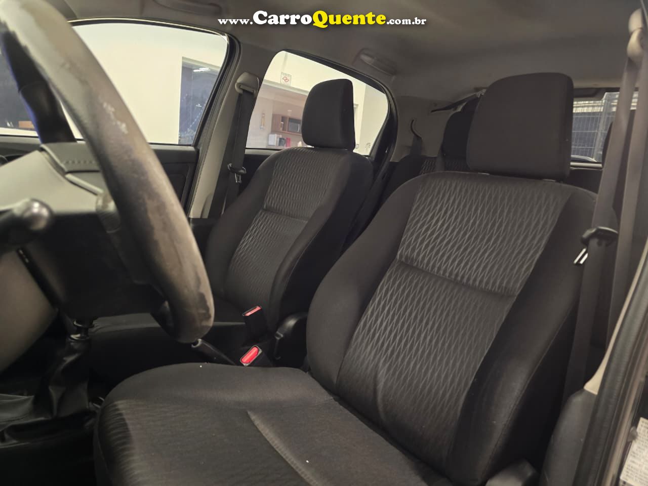 TOYOTA   ETIOS X 1.3 FLEX 16V 5P MEC.   PRETO 2018 1.3 FLEX - Loja