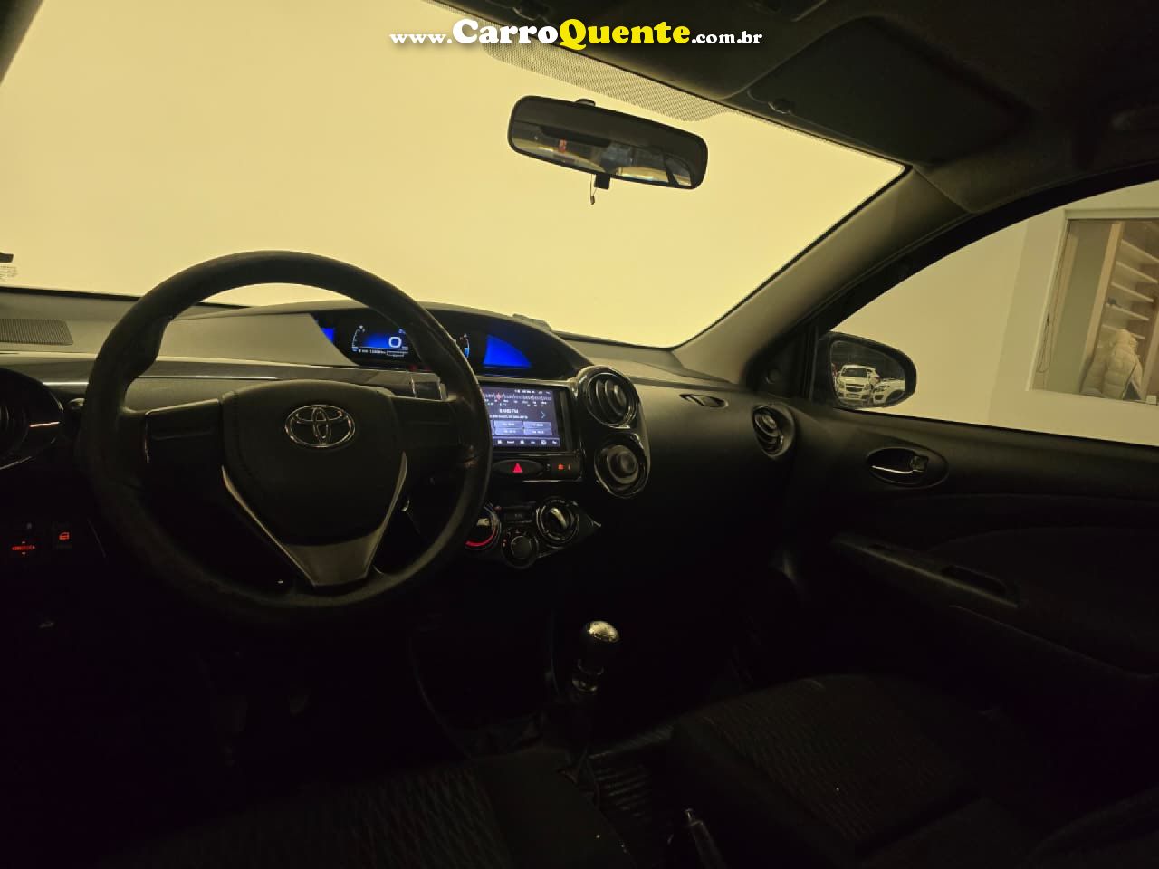 TOYOTA   ETIOS X 1.3 FLEX 16V 5P MEC.   PRETO 2018 1.3 FLEX - Loja