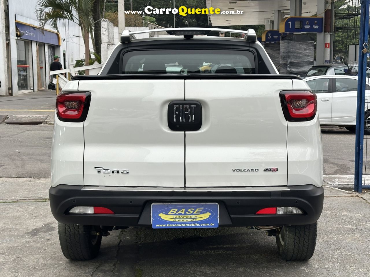 FIAT   TORO VOLCANO 2.0 16V 4X4 TB DIESEL AUT.   BRANCO 2019 2.0 TD DIESEL - Loja