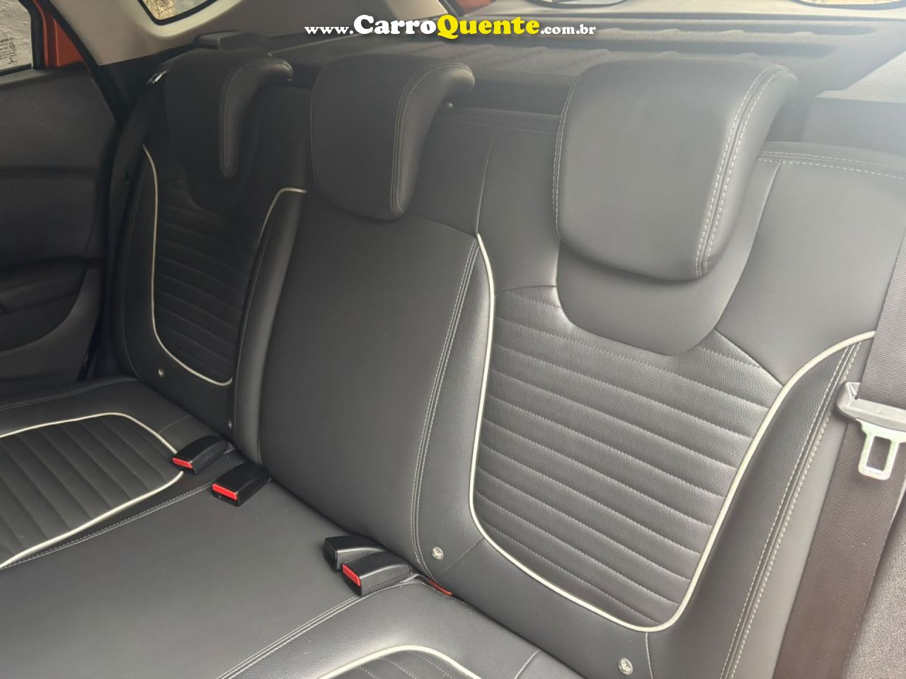 RENAULT   CAPTUR INTENSE 1.6 16V FLEX 5P AUT.   LARANJA 2018 1.6 FLEX - Loja