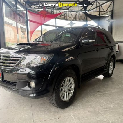 TOYOTA   HILUX SW4 SRV D4-D 4X4 3.0 TDI DIES. AUT   PRETO 2012 3.0 DIESEL