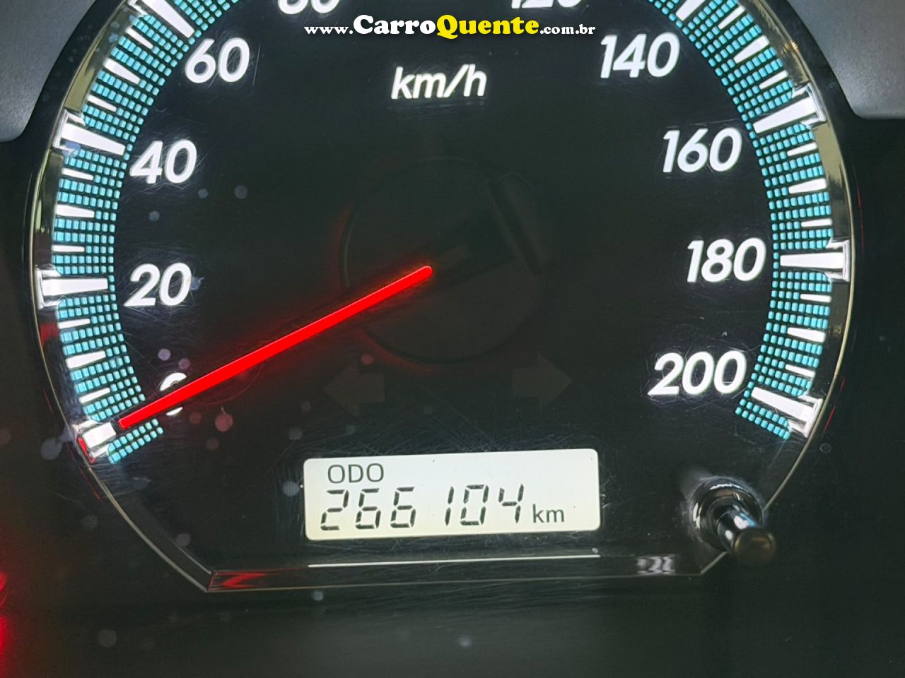 TOYOTA   HILUX SW4 SRV D4-D 4X4 3.0 TDI DIES. AUT   PRETO 2012 3.0 DIESEL - Loja