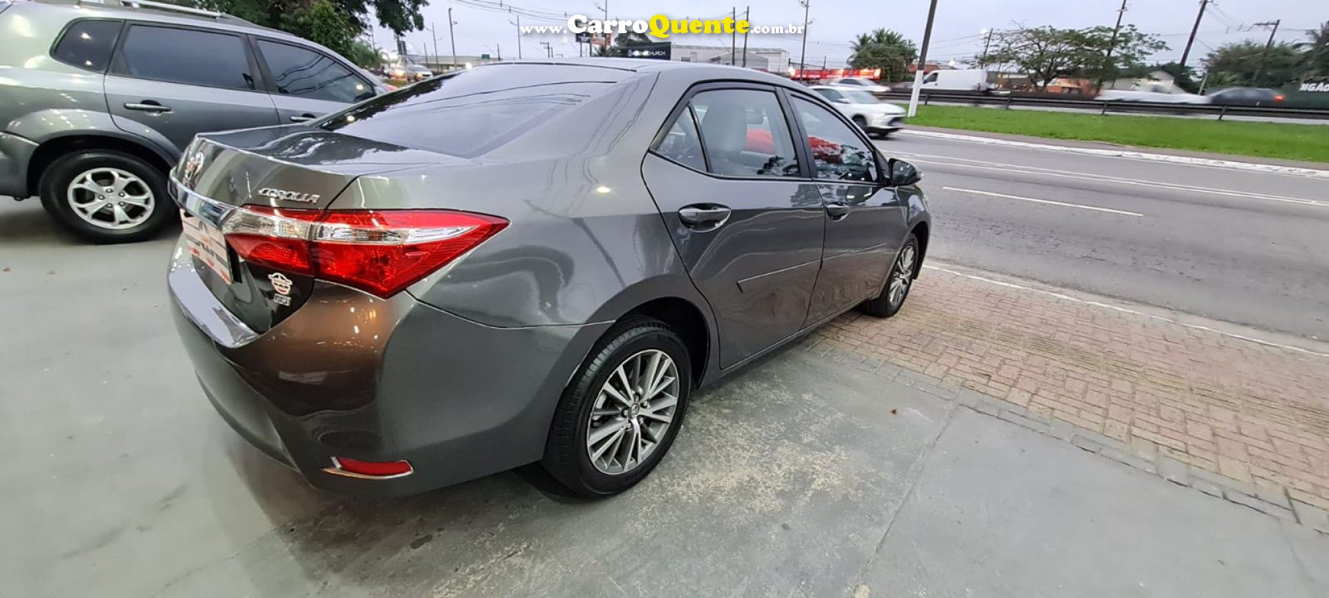 TOYOTA   COROLLA GLI 1.8 FLEX 16V  AUT.   CINZA 2017 1.8 FLEX - Loja