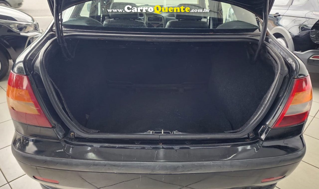 FIAT   SIENA 1.0 EX 1.0 MPI FIRE FIRE FLEX 8V   PRETO 2005 1.0 FLEX - Loja