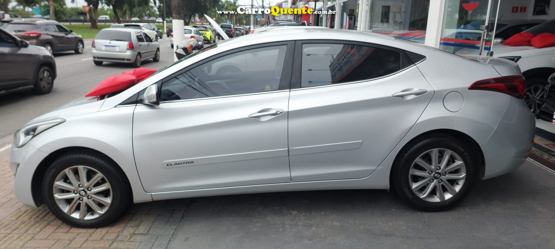 HYUNDAI   ELANTRA GLS 2.0 16V FLEX AUT.   PRATA 2016 2.0 FLEX - Loja