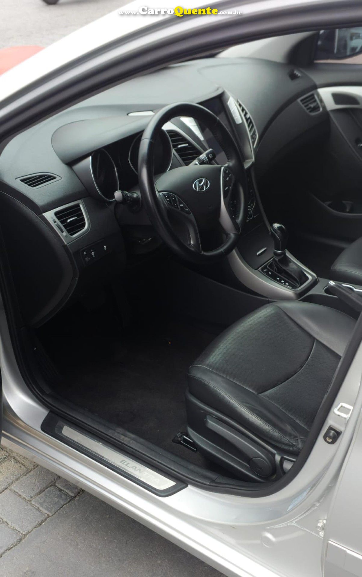 HYUNDAI   ELANTRA GLS 2.0 16V FLEX AUT.   PRATA 2016 2.0 FLEX - Loja