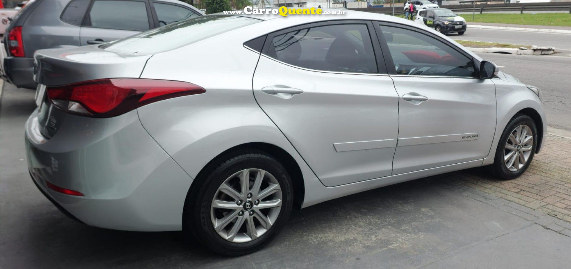 HYUNDAI   ELANTRA GLS 2.0 16V FLEX AUT.   PRATA 2016 2.0 FLEX - Loja