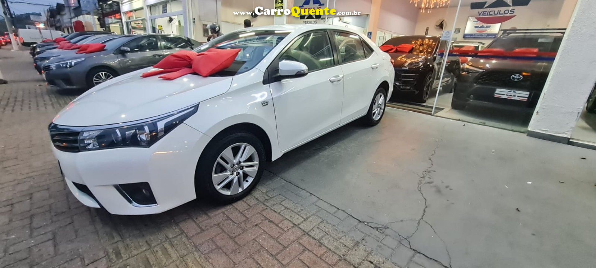 TOYOTA   COROLLA GLI UPPER 1.8 FLEX 16V AUT.   BRANCO 2016 1.8 FLEX - Loja