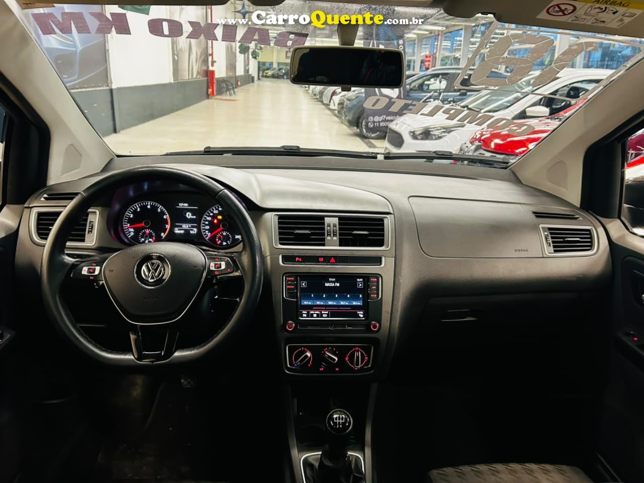 VOLKSWAGEN   FOX COMFORTLINE 1.6 FLEX 8V 5P   PRETO 2018 1.6 FLEX - Loja
