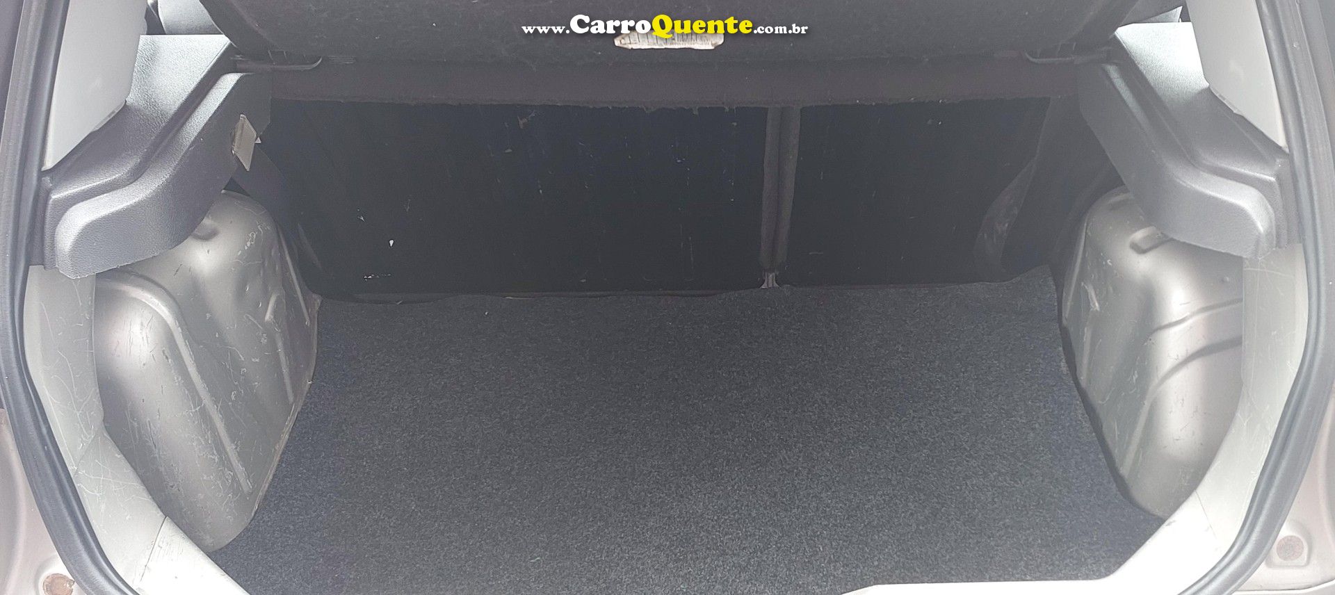 FORD   FIESTA 1.0 8V FLEXCLASS 1.0 8V FLEX 5P   PRATA 2008 1.0 FLEX - Loja