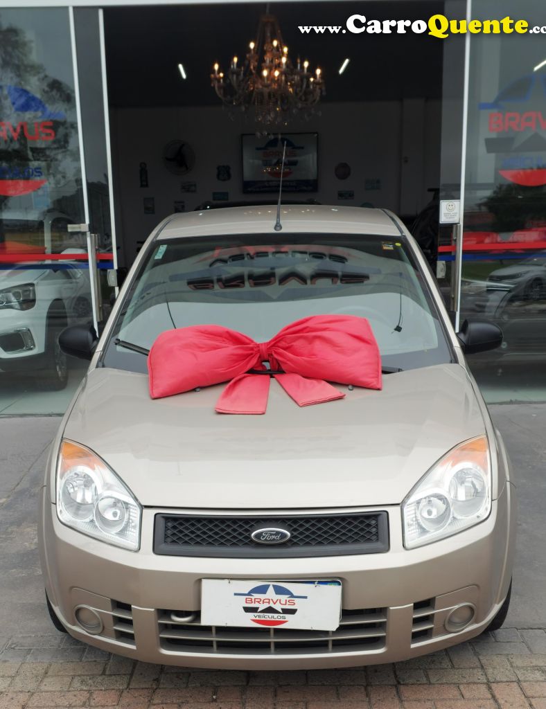 FORD   FIESTA 1.0 8V FLEXCLASS 1.0 8V FLEX 5P   PRATA 2008 1.0 FLEX - Loja