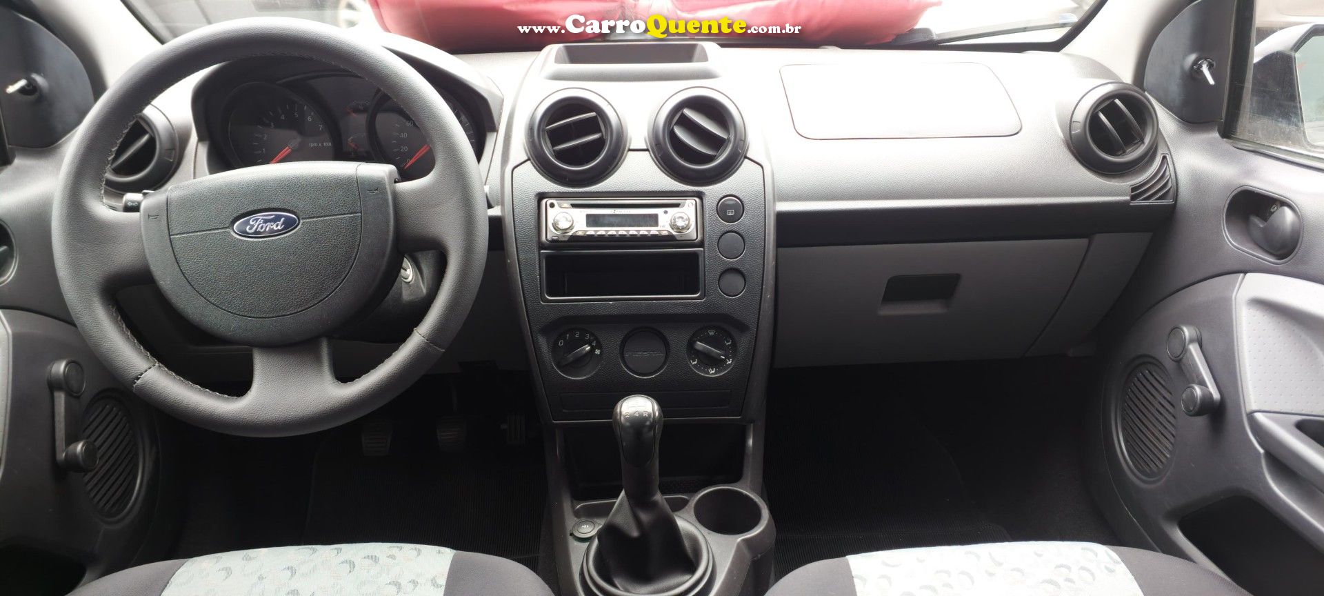 FORD   FIESTA 1.0 8V FLEXCLASS 1.0 8V FLEX 5P   PRATA 2008 1.0 FLEX - Loja
