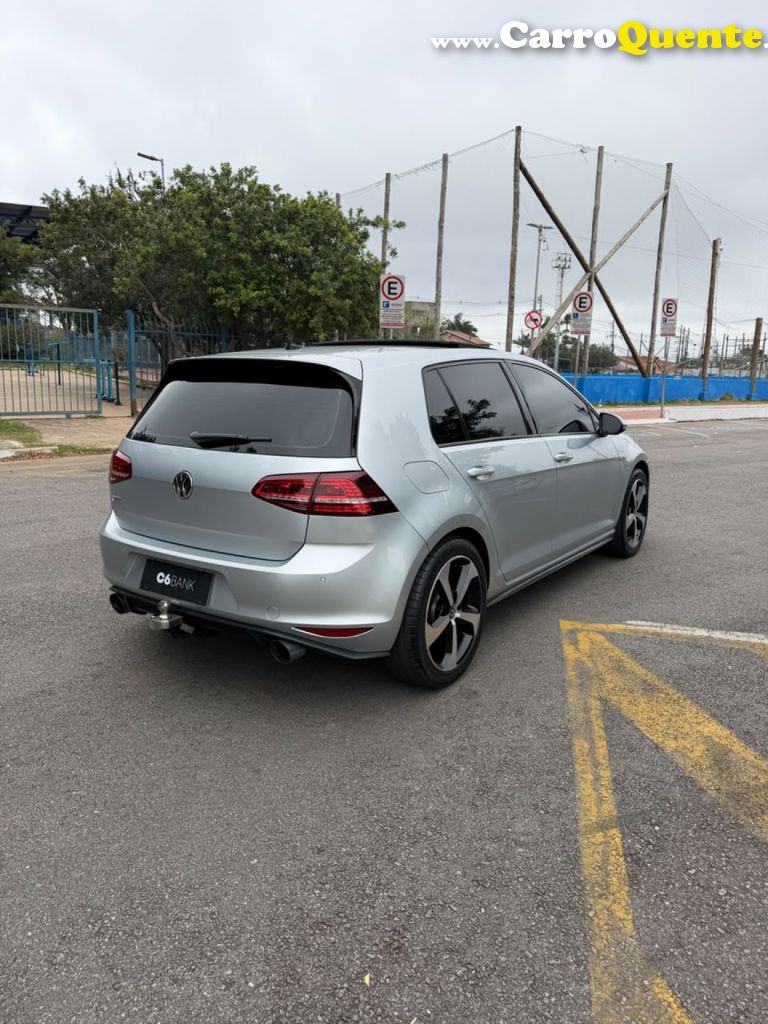 VOLKSWAGEN   GOLF GTI 2.0 TSI 220CV AUT.   PRATA 2016 2.0 GASOLINA - Loja