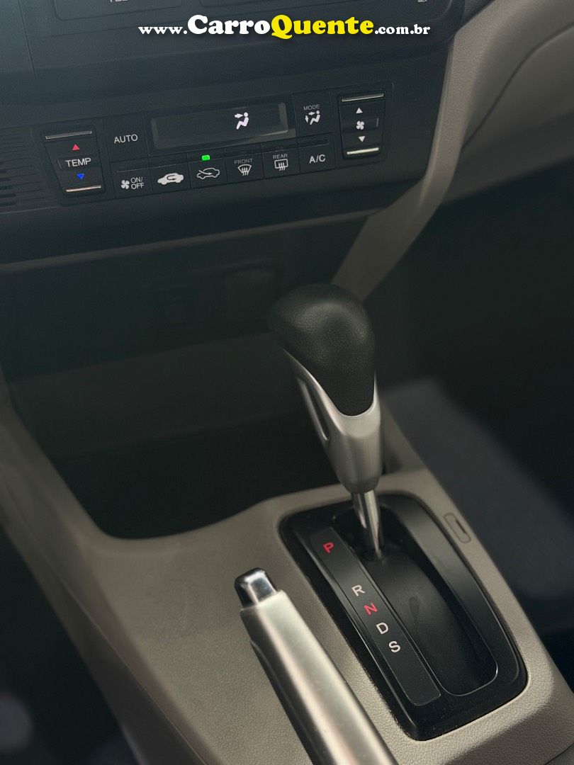 HONDA CIVIC 2.0 LXR 16V 2015 - Loja