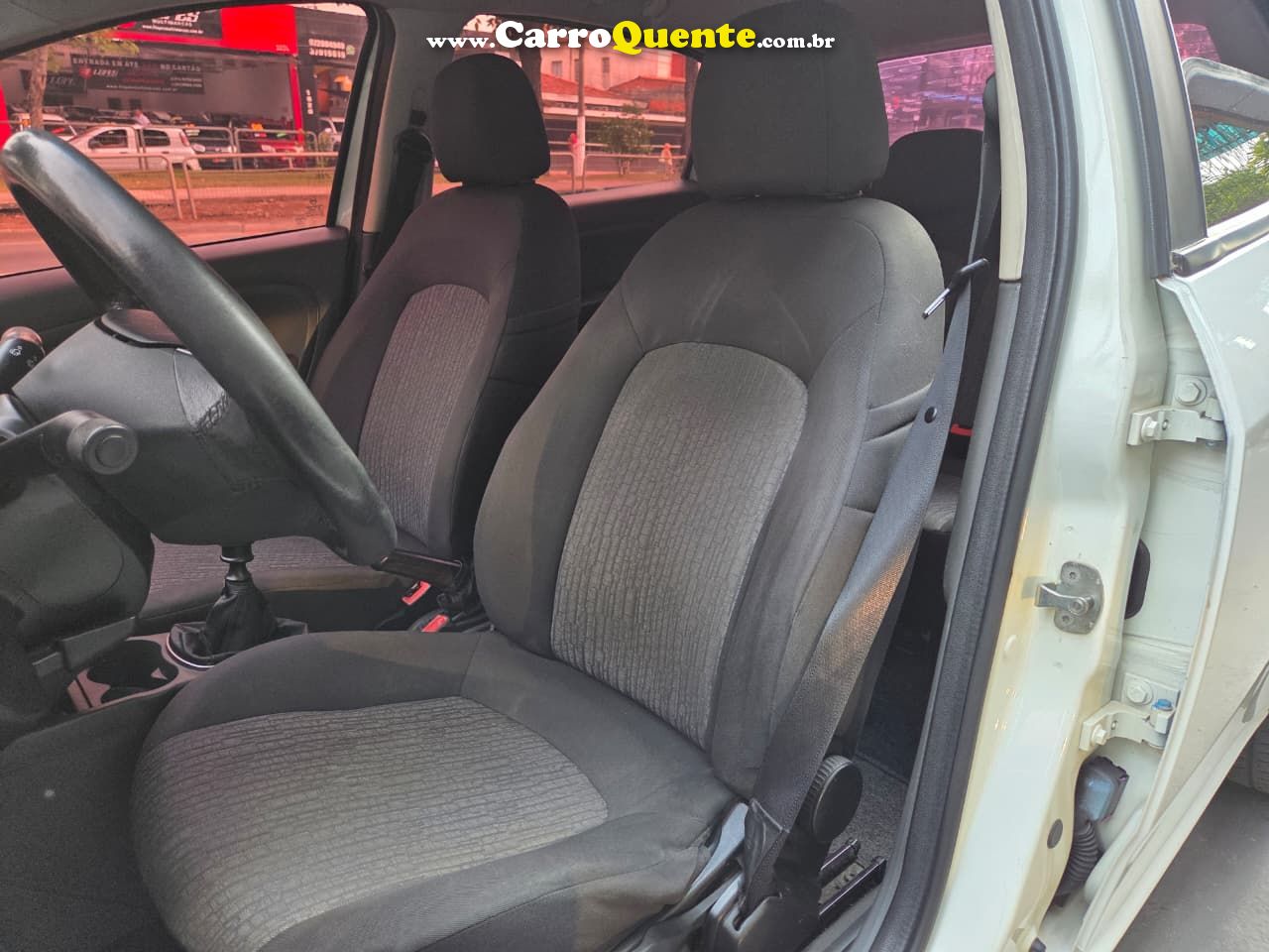 FIAT PUNTO 1.6 ESSENCE 16V 2012 - Loja