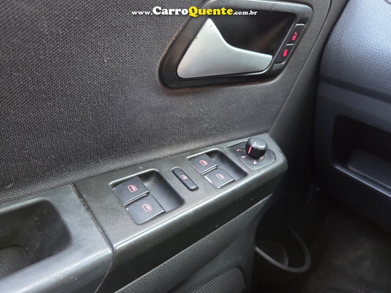VOLKSWAGEN SPACEFOX 1.6 MI TREND 8V 2011 - Loja
