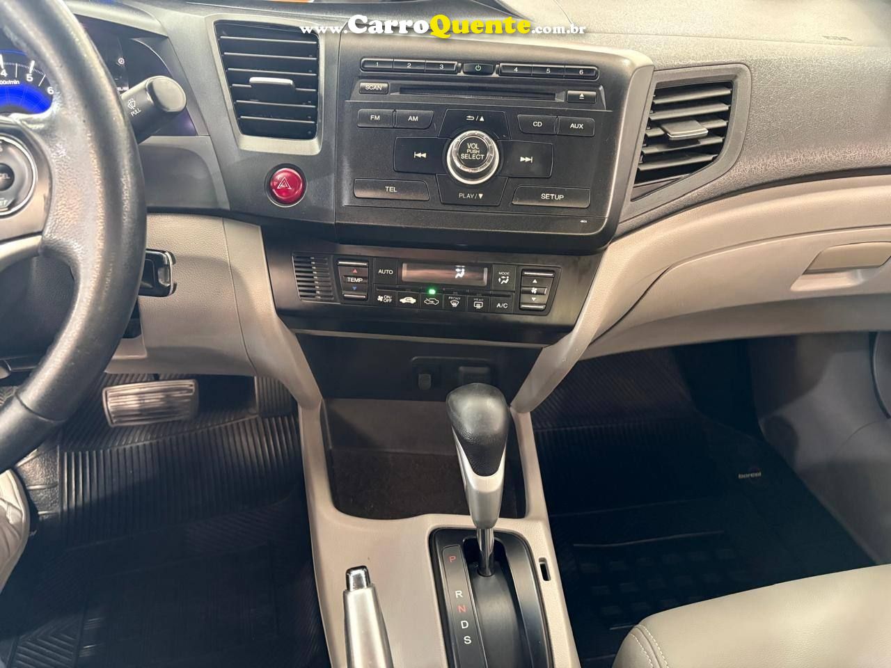HONDA CIVIC 2.0 LXR 16V 2015 - Loja