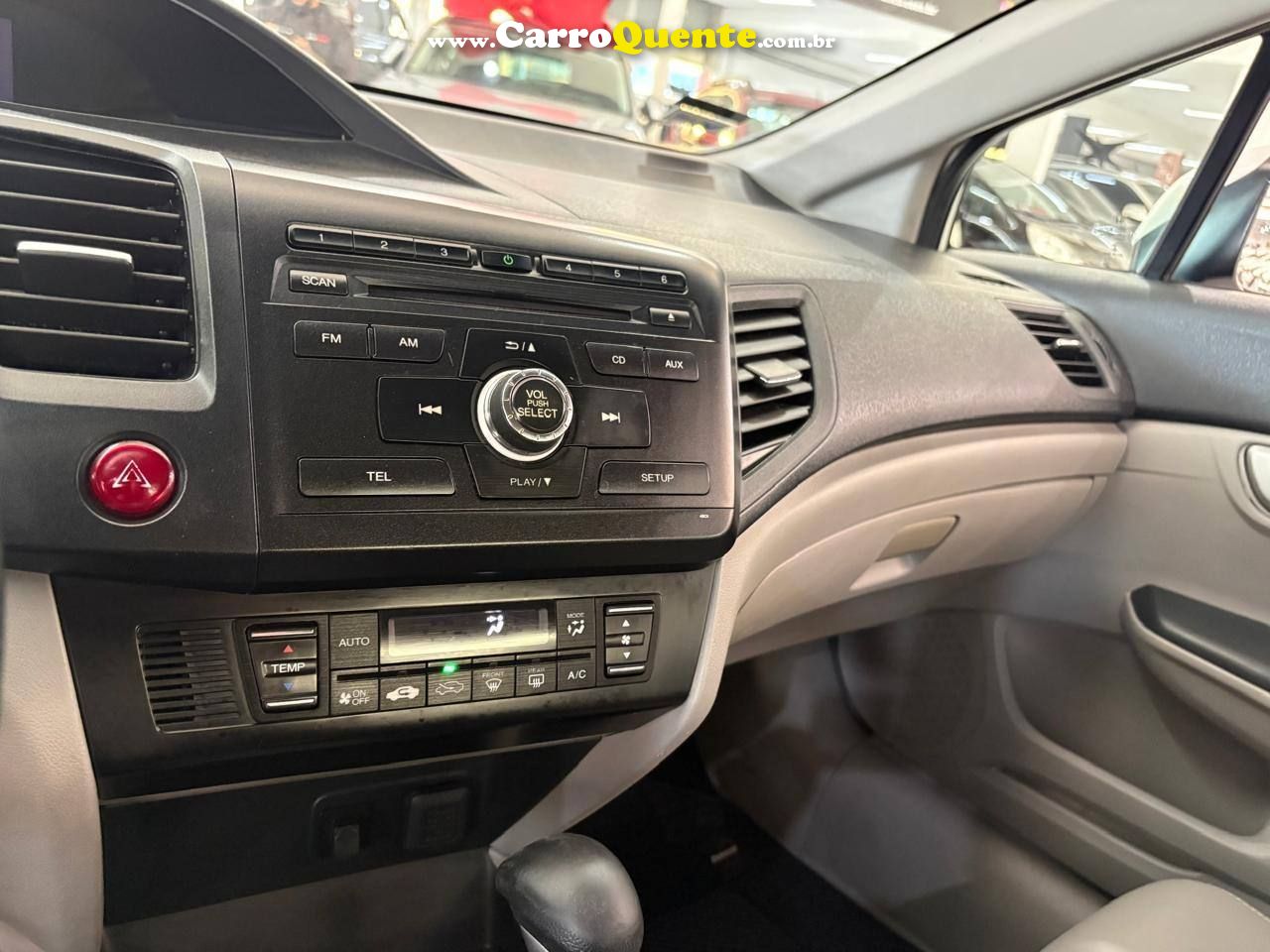 HONDA CIVIC 2.0 LXR 16V 2015 - Loja