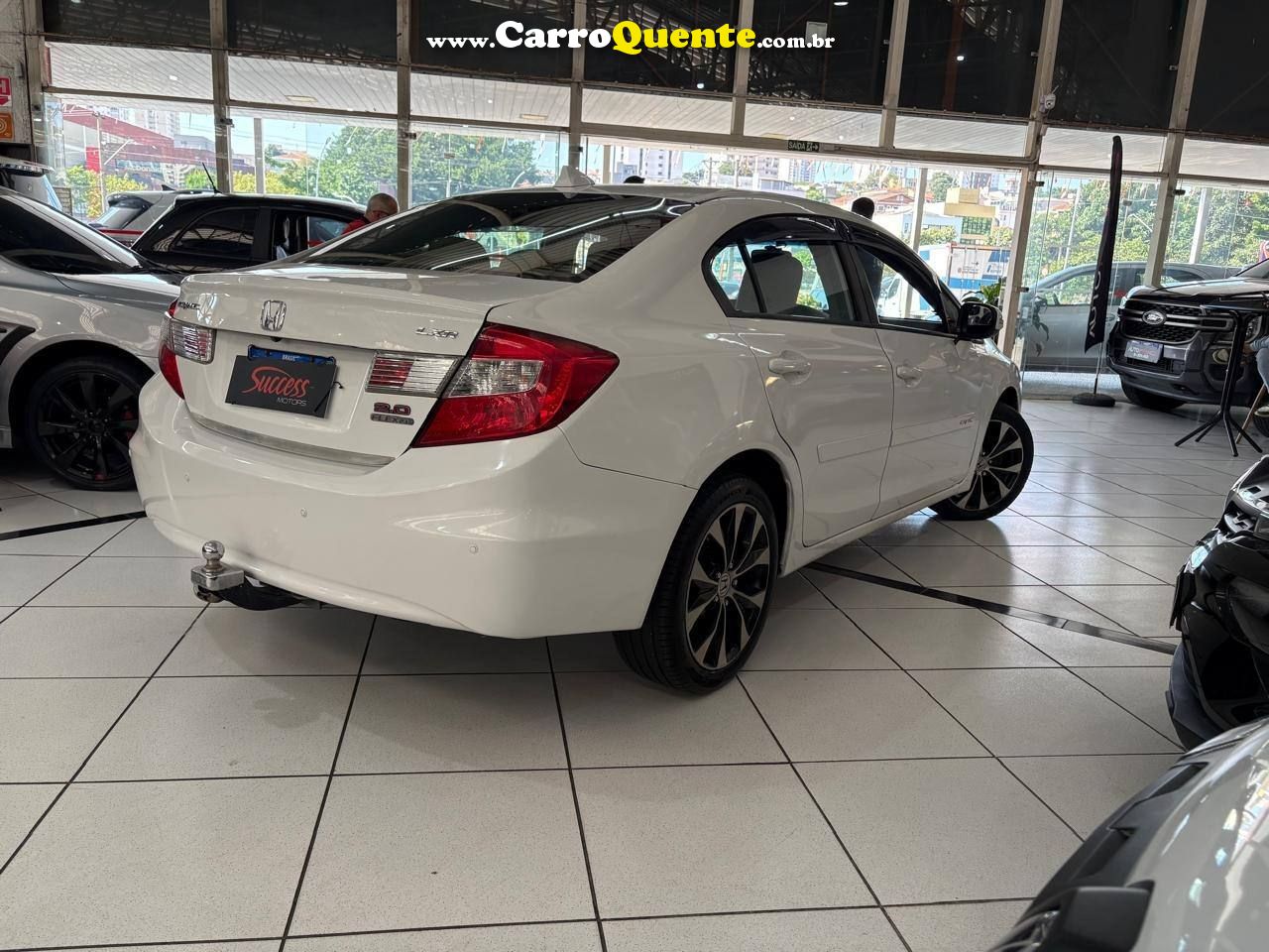 HONDA CIVIC 2.0 LXR 16V 2015 - Loja