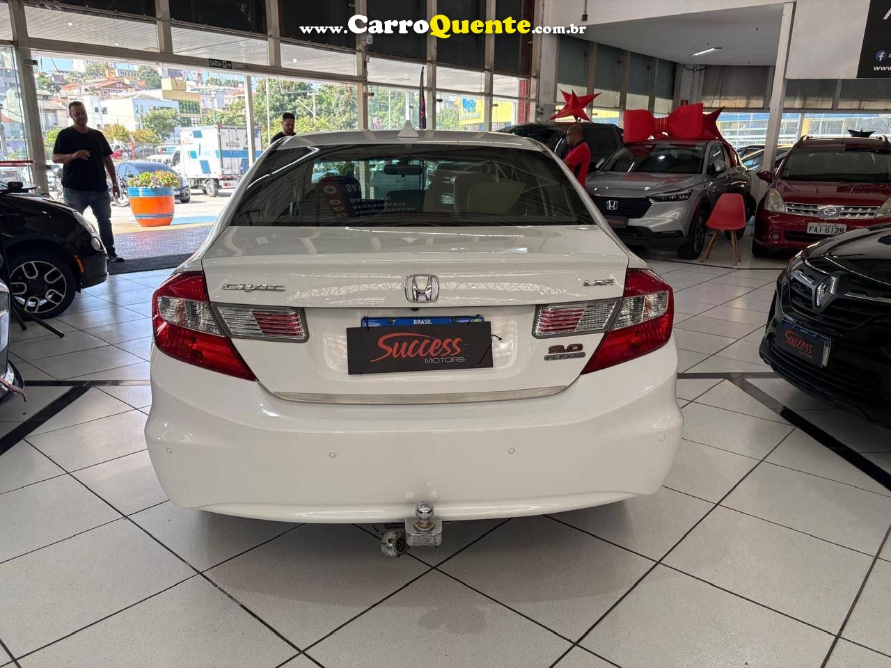 HONDA CIVIC 2.0 LXR 16V 2015 - Loja