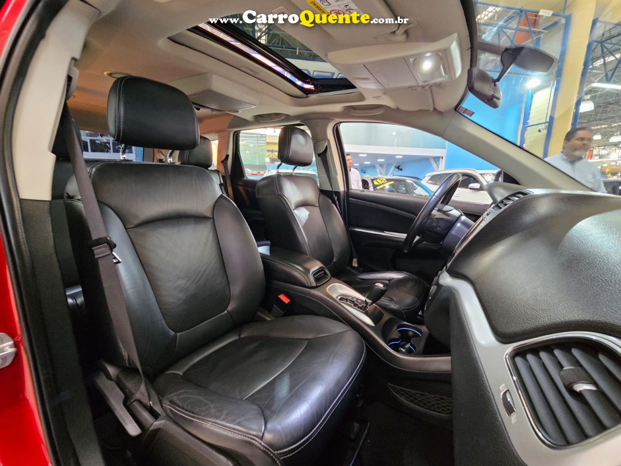 DODGE JOURNEY 3.6 RT V6 * 7 LUGARES + TETO SOLAR * 2018 - Loja