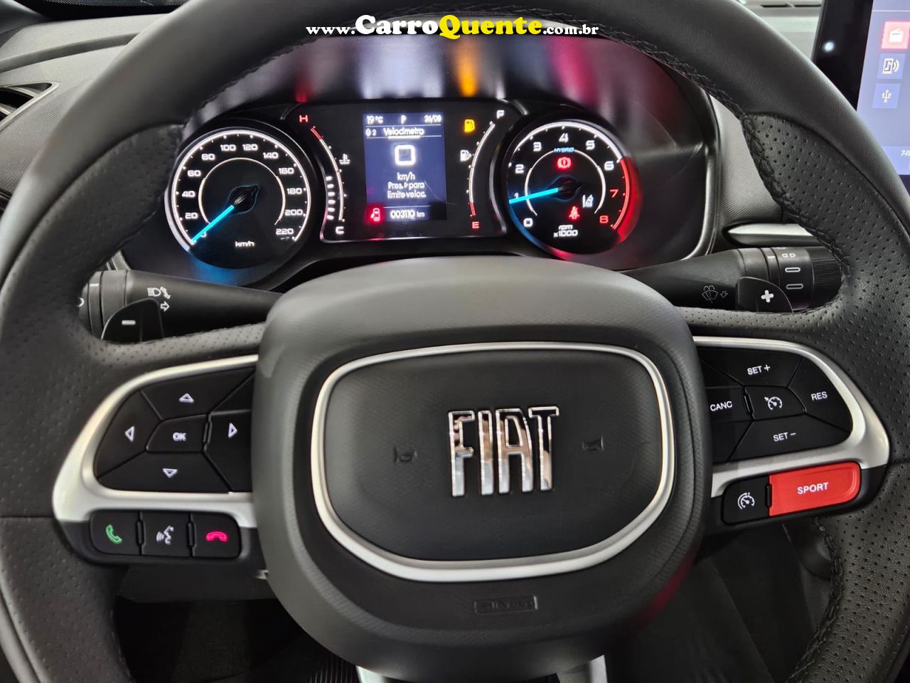 FIAT FASTBACK 1.0 TURBO 200 HYBRID AUDACE * 3.100Km * 2026 - Loja