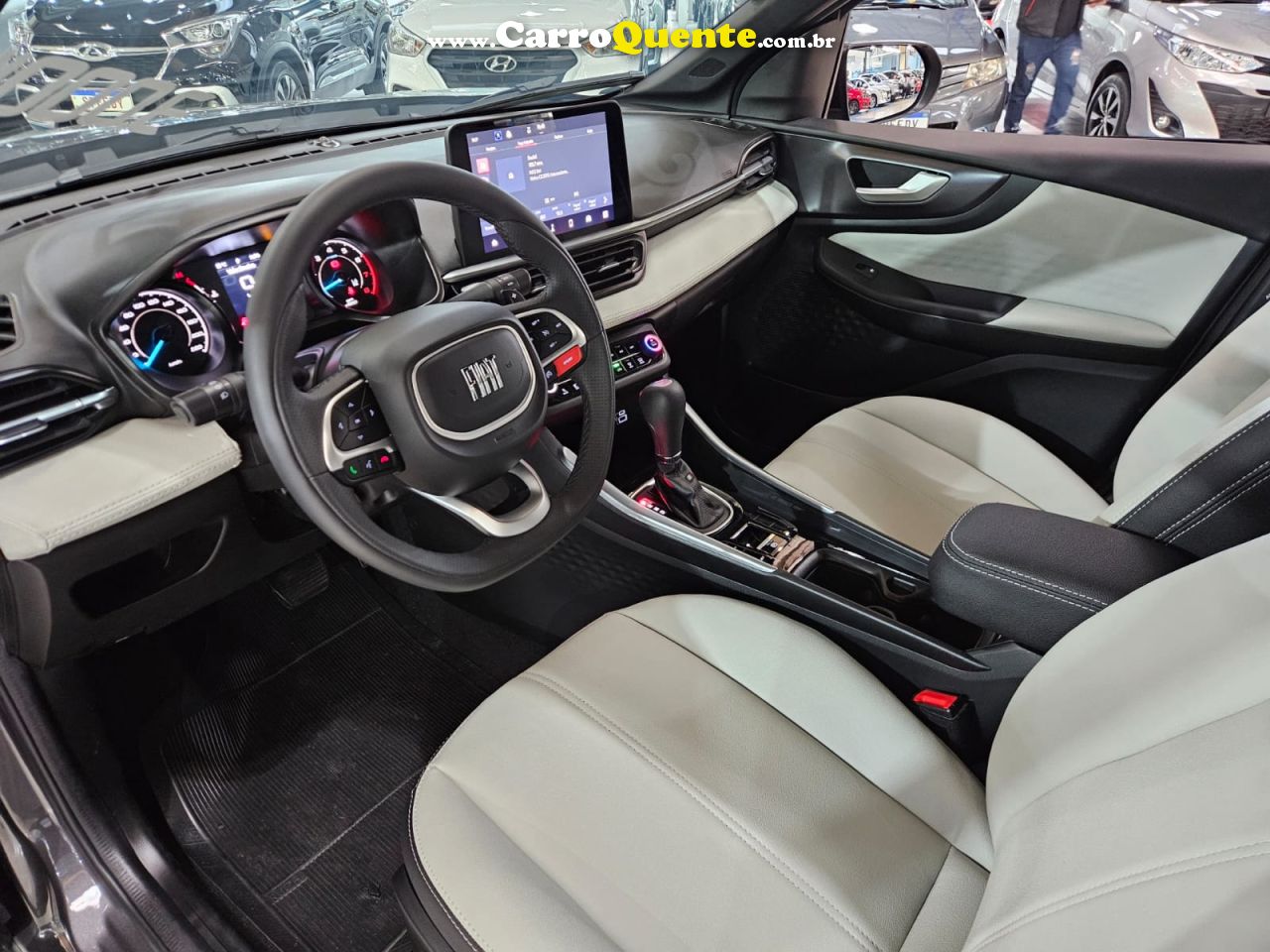 FIAT FASTBACK 1.0 TURBO 200 HYBRID AUDACE * 3.100Km * 2026 - Loja