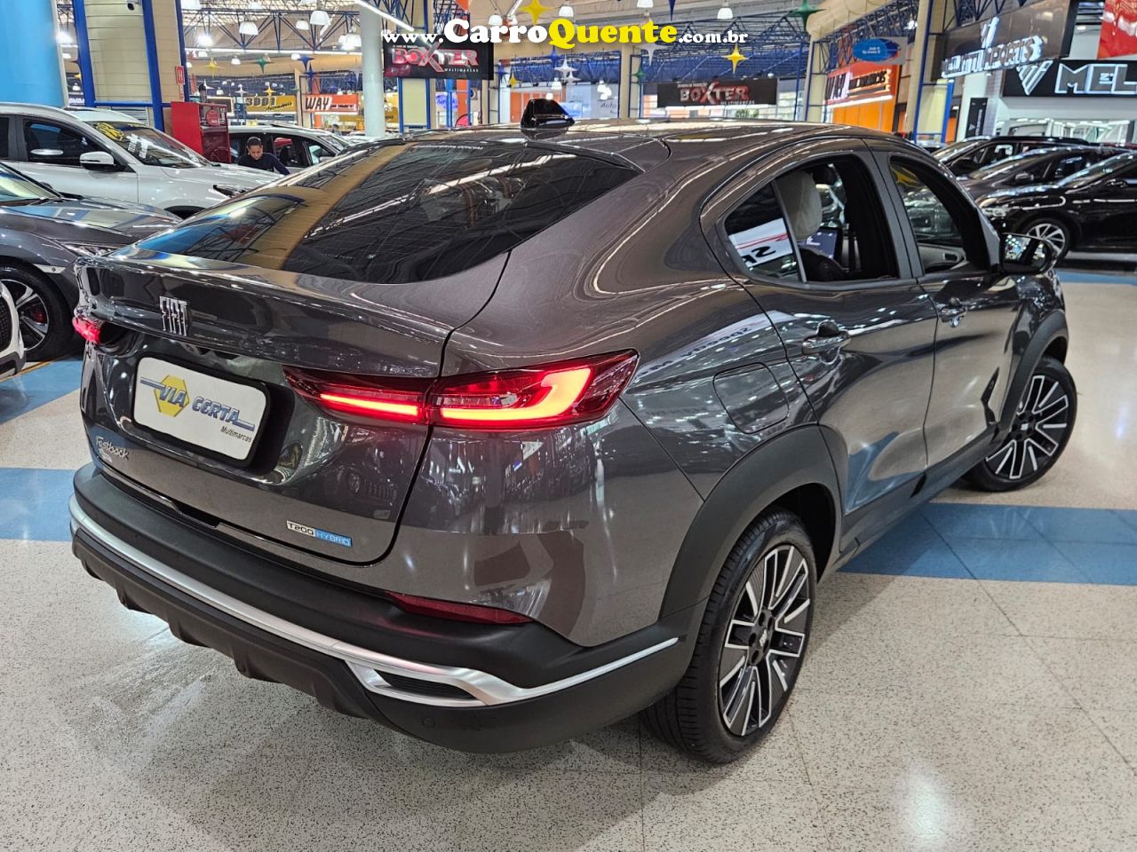 FIAT FASTBACK 1.0 TURBO 200 HYBRID AUDACE * 3.100Km * 2026 - Loja