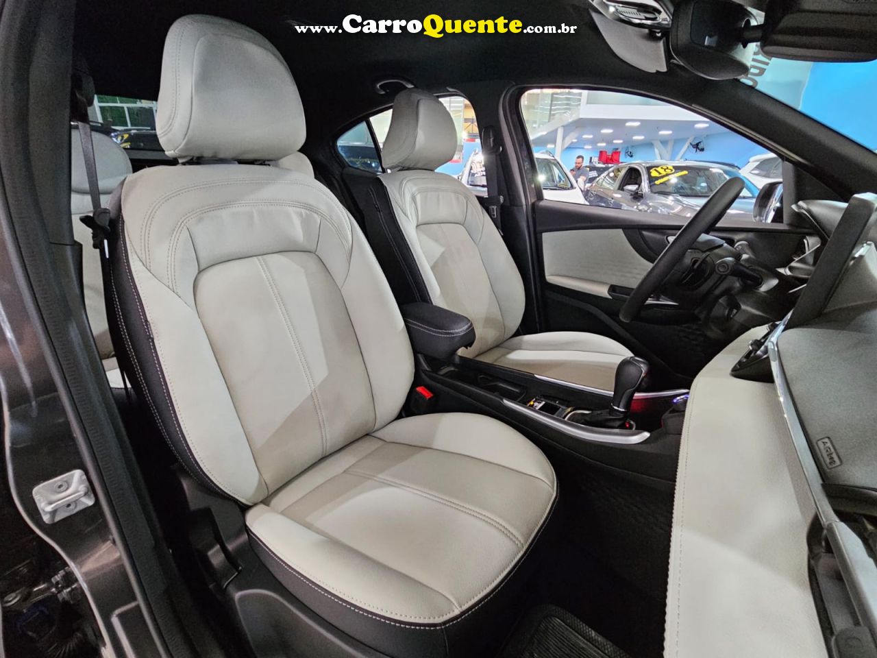 FIAT FASTBACK 1.0 TURBO 200 HYBRID AUDACE * 3.100Km * 2026 - Loja