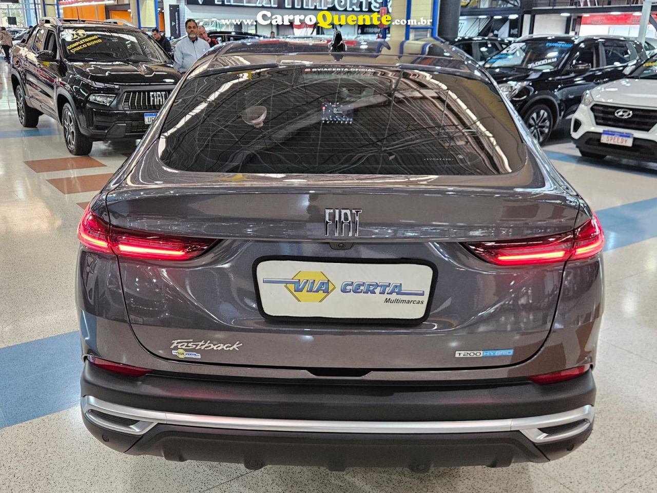 FIAT FASTBACK 1.0 TURBO 200 HYBRID AUDACE * 3.100Km * 2026 - Loja