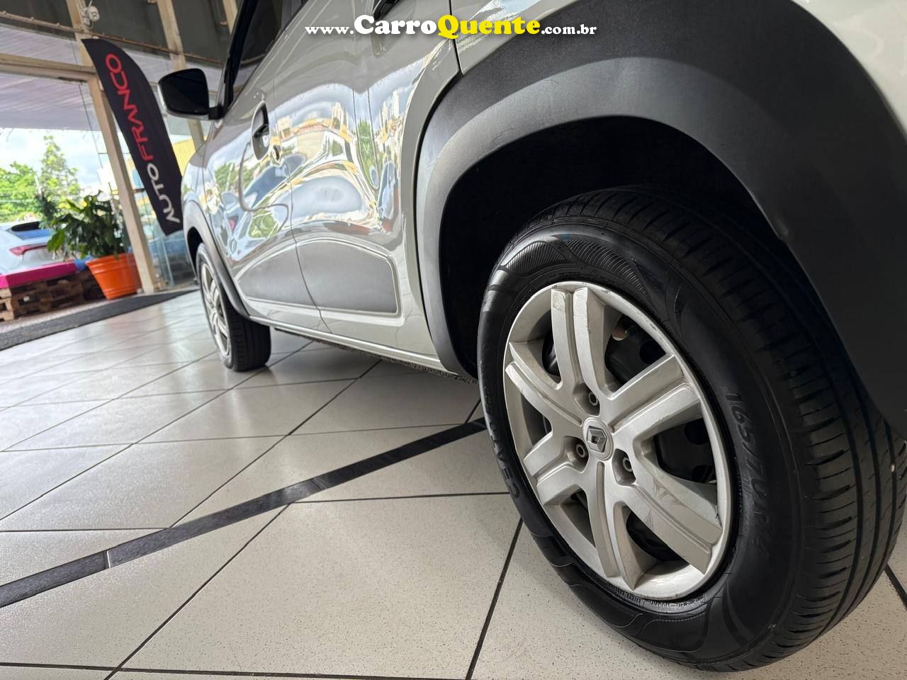 KWID 1.0 12V SCE FLEX ZEN MANUAL 2021 - Loja