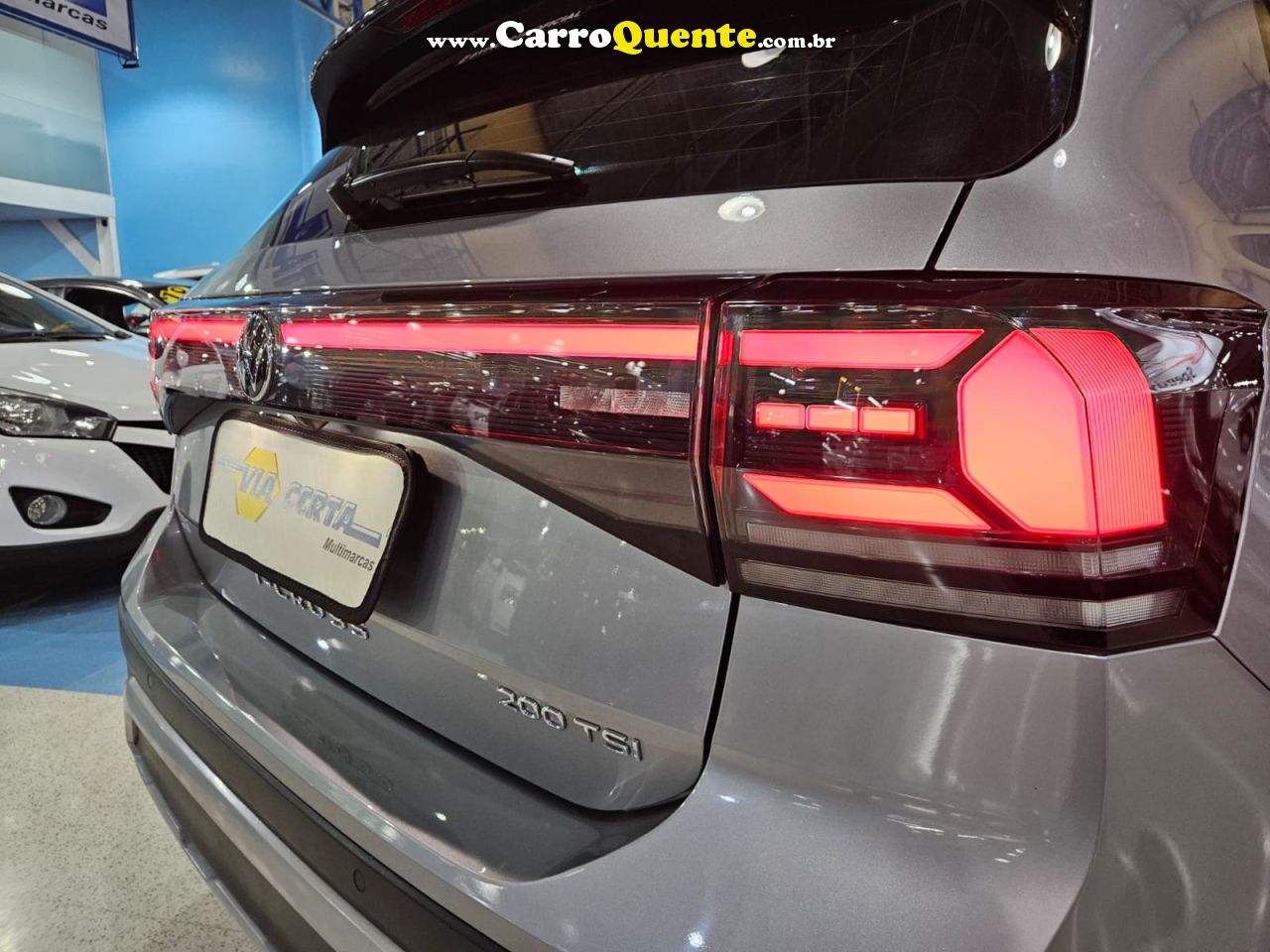 VOLKSWAGEN T-CROSS 1.0 TSI * C/ Teto Solar + Garantia de Fábrica * 2025 - Loja