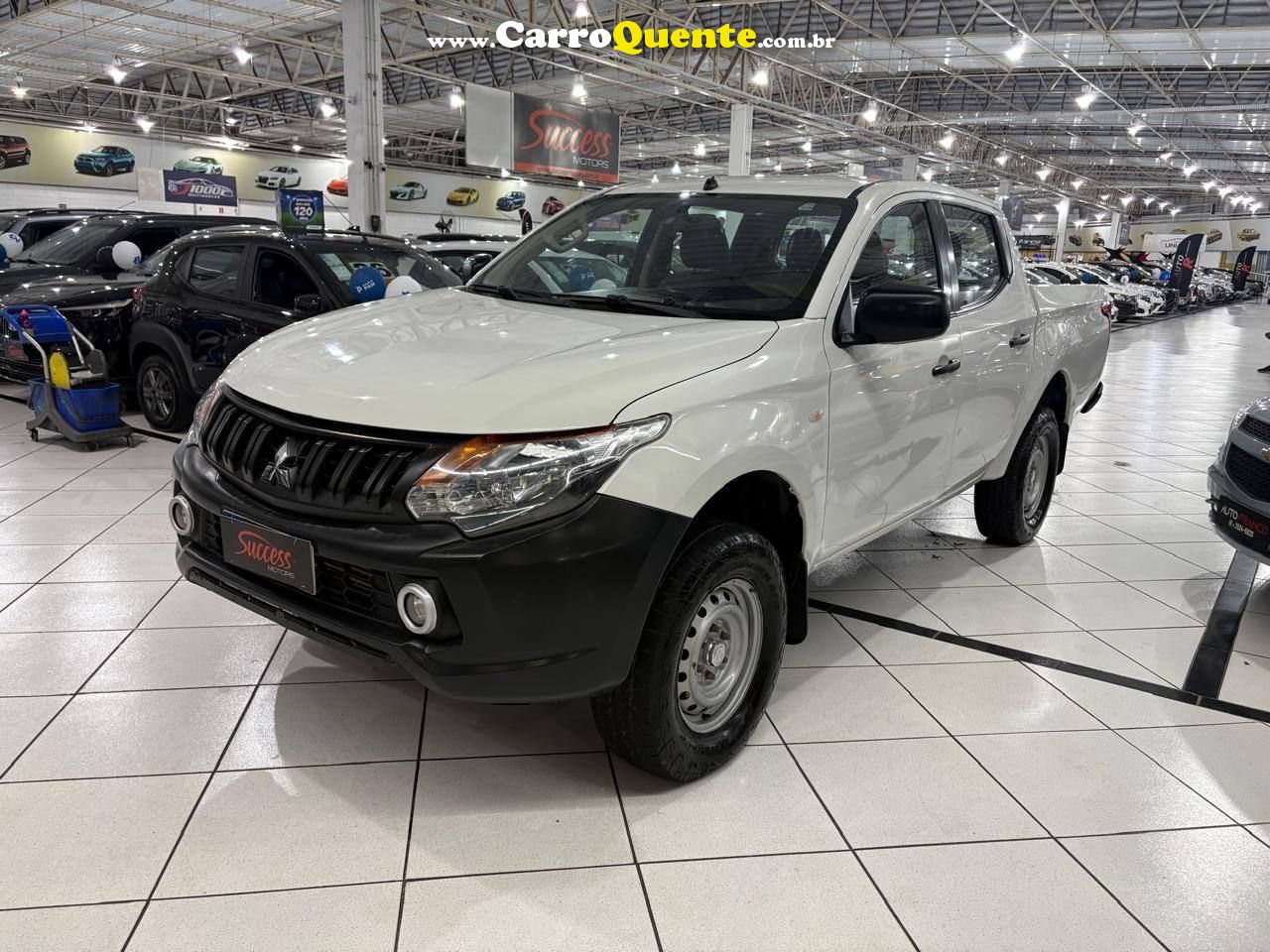 MITSUBISHI L200 TRITON 2020 - Loja