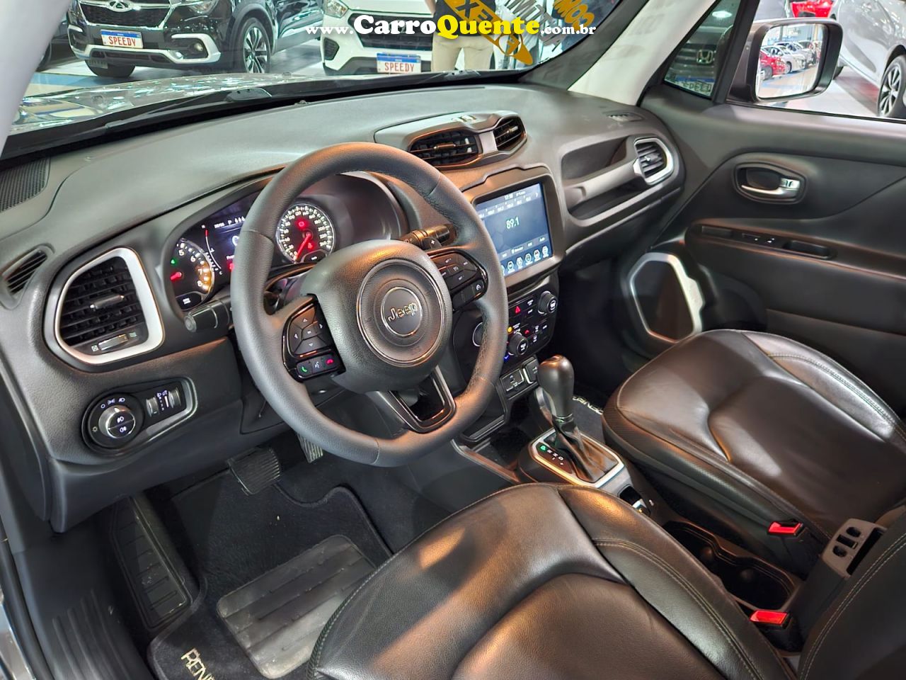 JEEP RENEGADE 1.8 LONGITUDE FLEX * Automático * 2019 - Loja