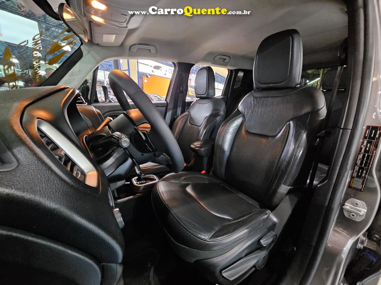 JEEP RENEGADE 1.8 LONGITUDE FLEX * Automático * 2019 - Loja