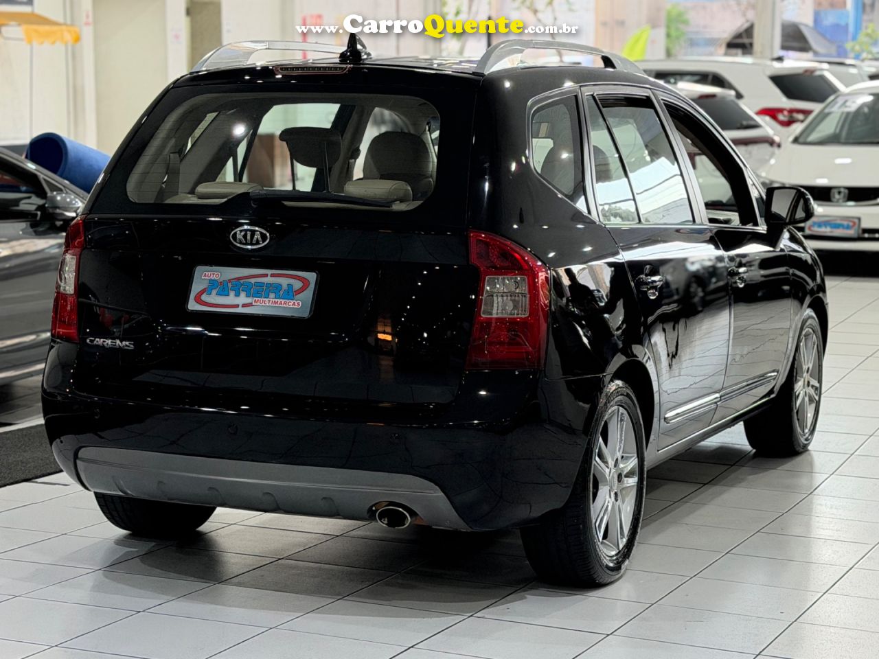 KIA CARENS 2.0 EX 16V 2011 - Loja