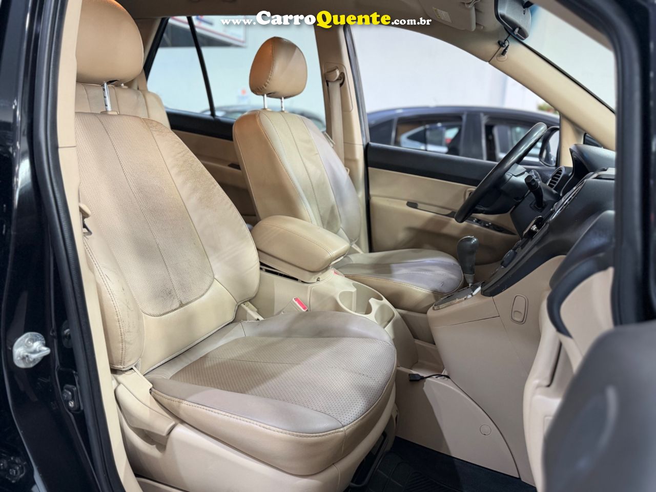 KIA CARENS 2.0 EX 16V 2011 - Loja