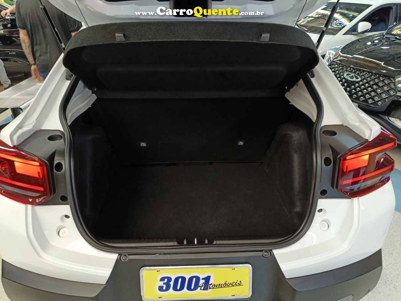CITROEN BASALT 1.0 TURBO 200 SHINE 2025 - Loja