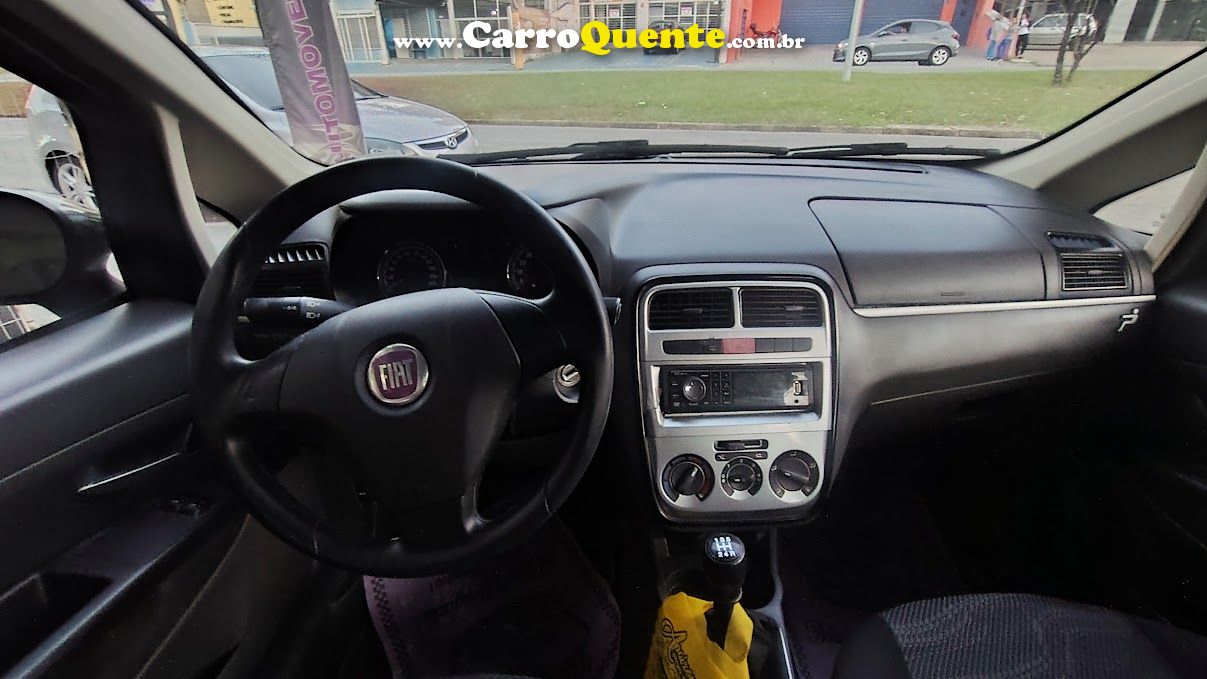FIAT PUNTO 1.4 ELX 8V 2010 - Loja