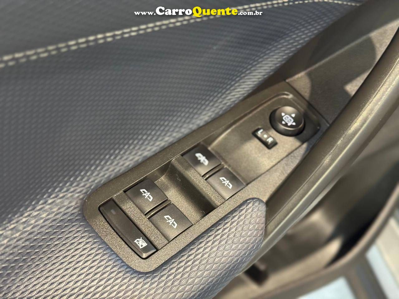 CHEVROLET TRACKER 1.2 TURBO PREMIER 2025 - Loja