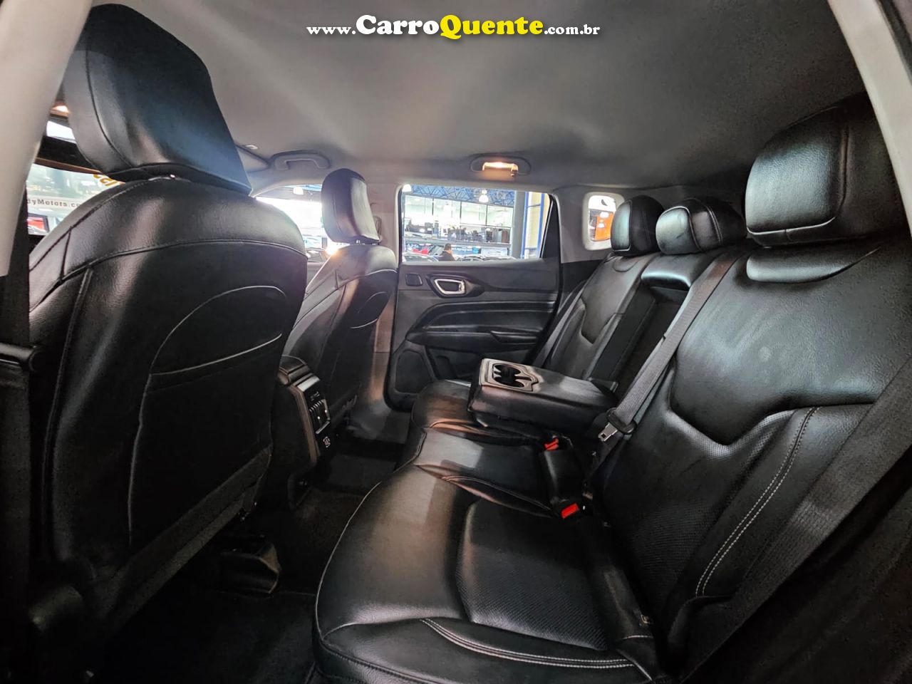 JEEP COMPASS 1.3 T270 TURBO LONGITUDE * C/ 28.600 Km Apenas * 2023 - Loja