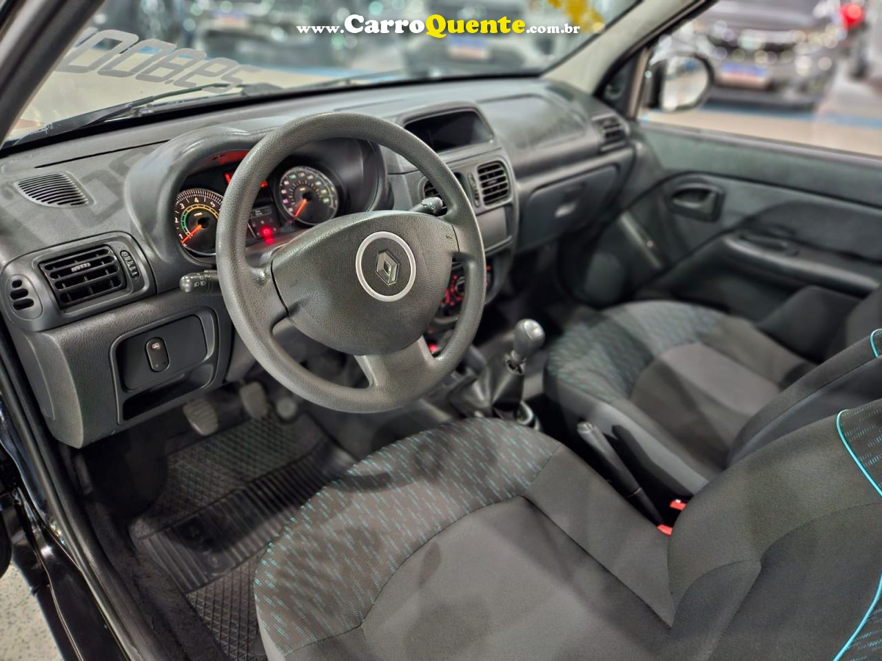 RENAULT CLIO 1.0 EXPRESSION FLEX  * C/ 29.800 Km Apenas * 2016 - Loja