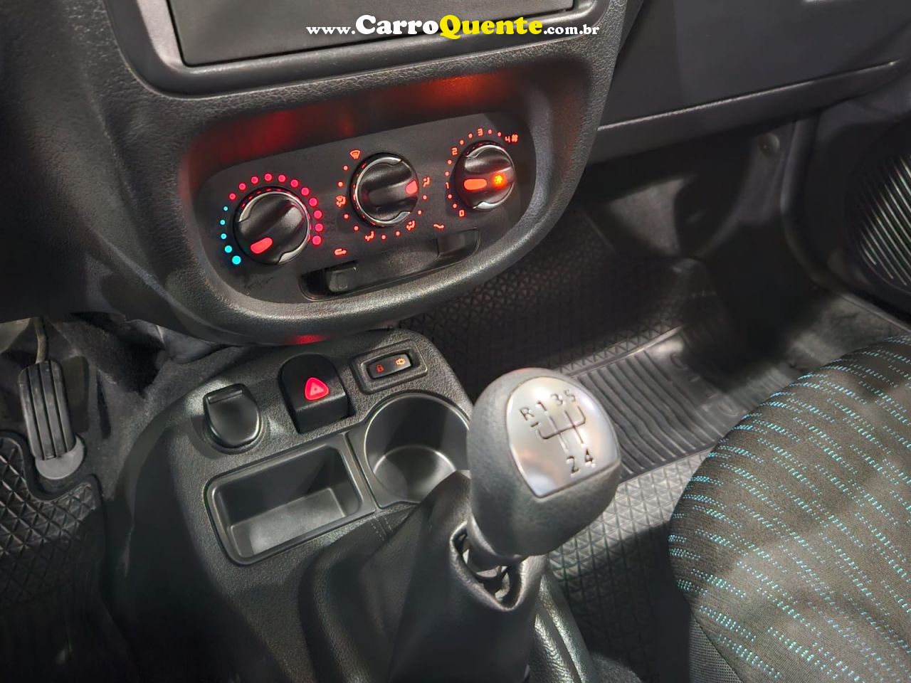 RENAULT CLIO 1.0 EXPRESSION FLEX  * C/ 29.800 Km Apenas * 2016 - Loja