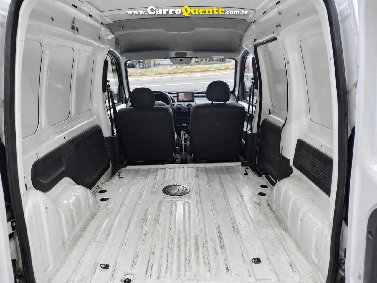 RENAULT KANGOO 1.6 EXPRESS 16V 2018 - Loja