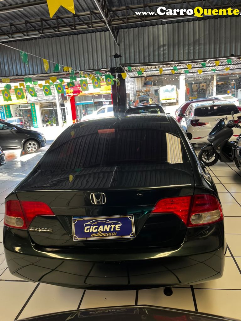 HONDA   CIVIC SEDAN LXS 1.81.8 FLEX 16V MEC. 4P   VERDE 2007 1,8 FLEX - Loja