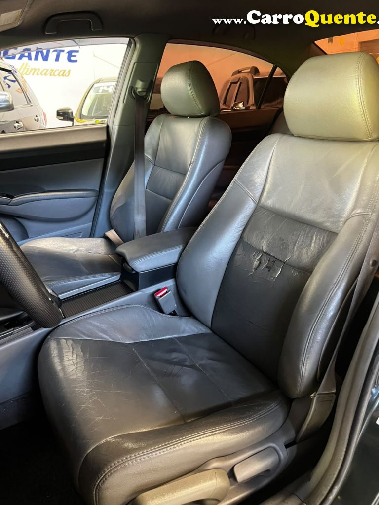 HONDA   CIVIC SEDAN LXS 1.81.8 FLEX 16V MEC. 4P   VERDE 2007 1,8 FLEX - Loja